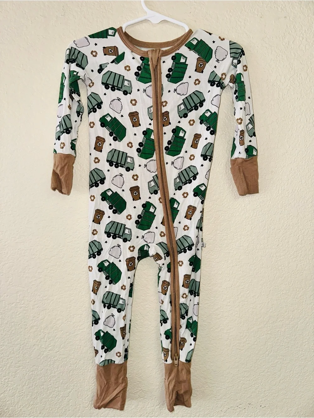 Caden Lane Bamboo Zippy